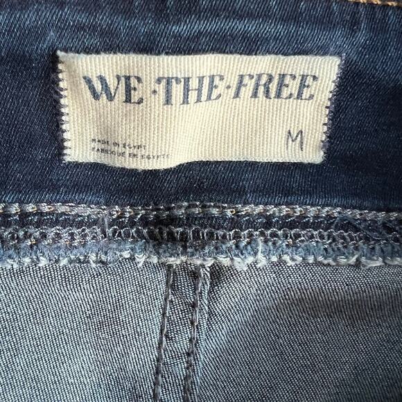 We the Free Dark Wash High Rise Pull On Flare Crop Stretch Jeans Size M - Picture 6 of 8